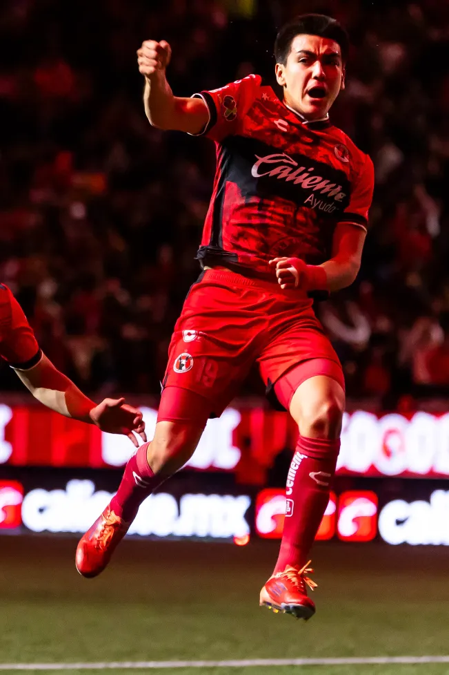 Gilberto Mora brillando en Xolos (Getty Images)