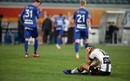 Ante Gent con el Charleori, Cristian Benavente se lamenta. Foto: Getty