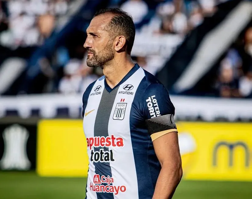 Hernán Barcos en Alianza Lima. (Foto: X).