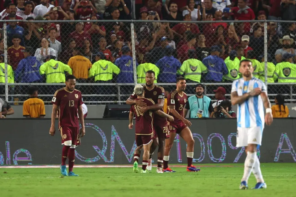 Salomón Rondón celebrando ante Argentina (Foto: Getty).