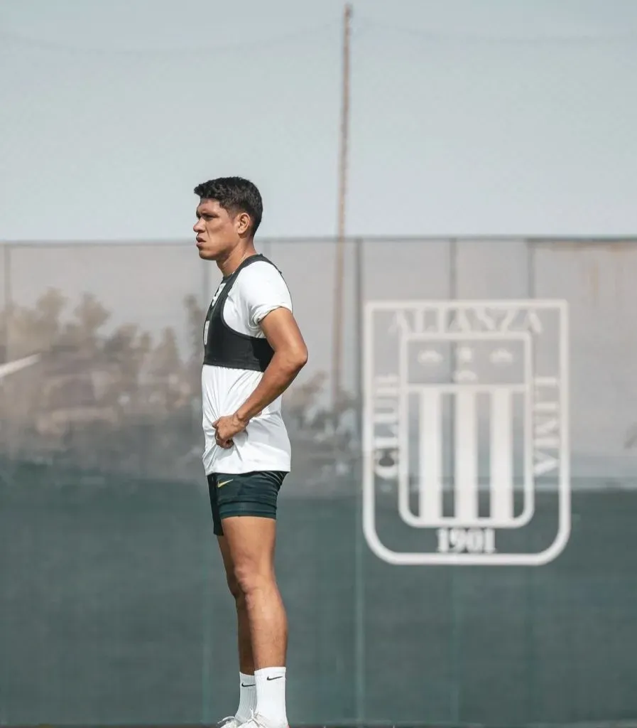 Jesús Castillo vuelve a ser considerado en Alianza Lima. (Foto: X).