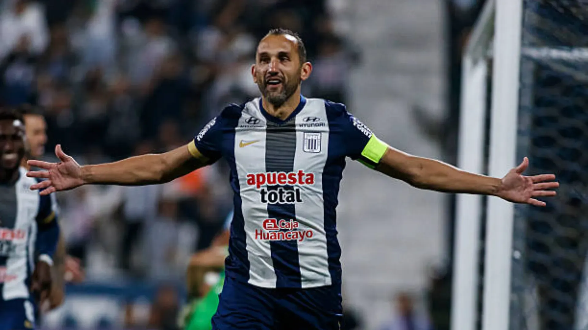 ¿Hernán Barcos renueva con Alianza Lima?