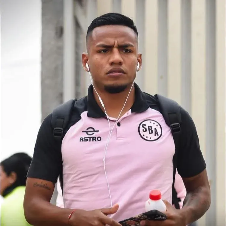Christian Carbajal jugará en Alianza Lima. (Foto: X).