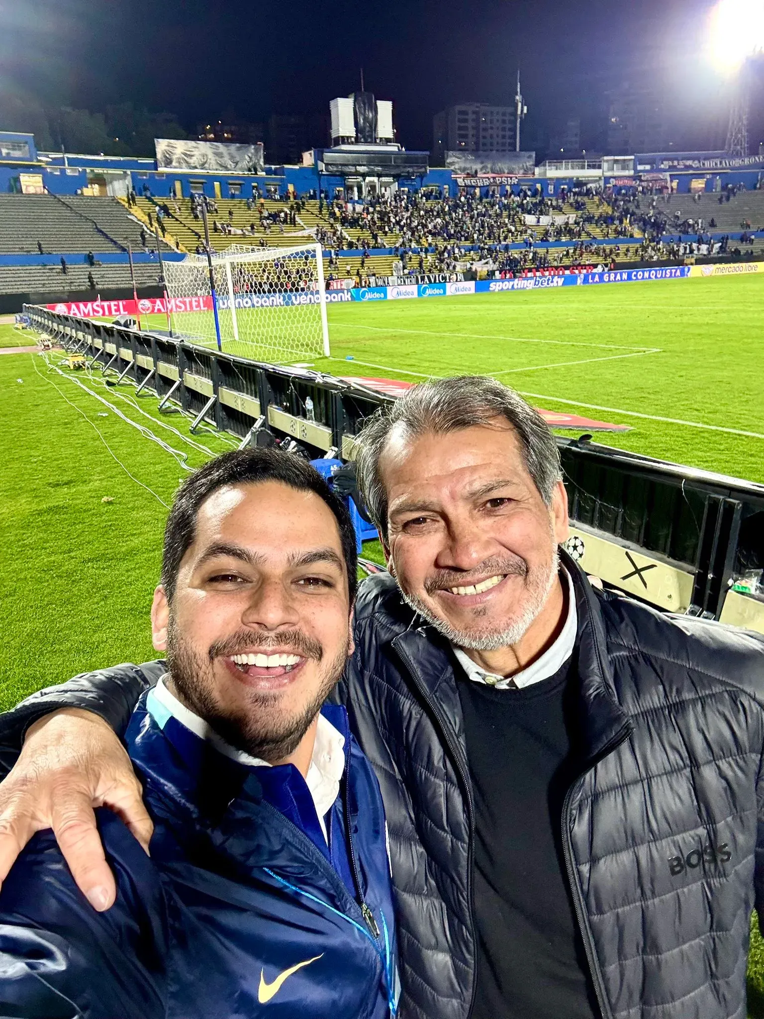 Franco Navarro e hijo seguirán en Alianza Lima. (Foto: X).