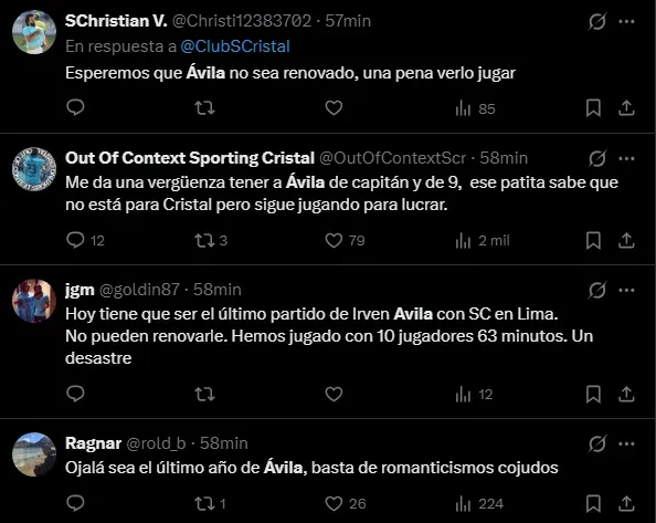 Hinchas protestan contra Irven Ávila (Foto: X).