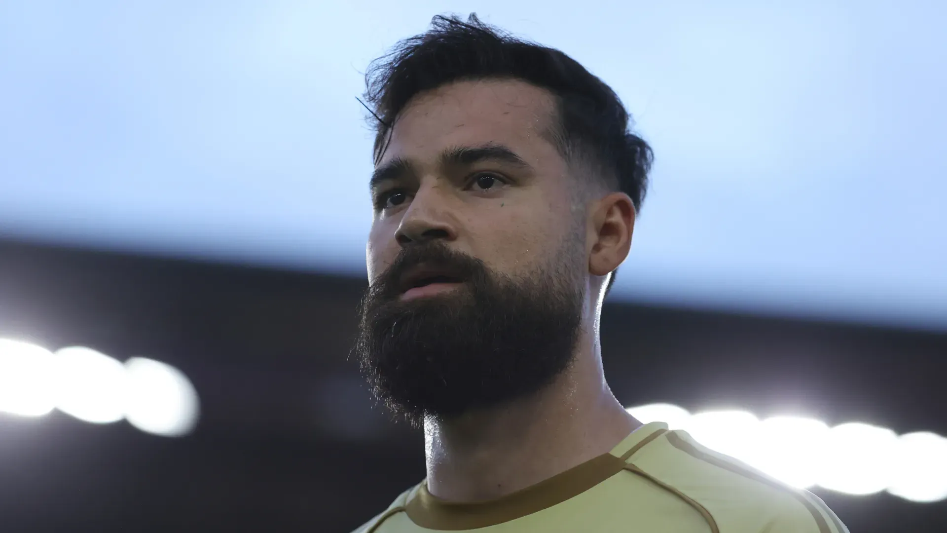 Carlos Coronel, atajando en 2025 con New York Red Bulls (Getty Images).