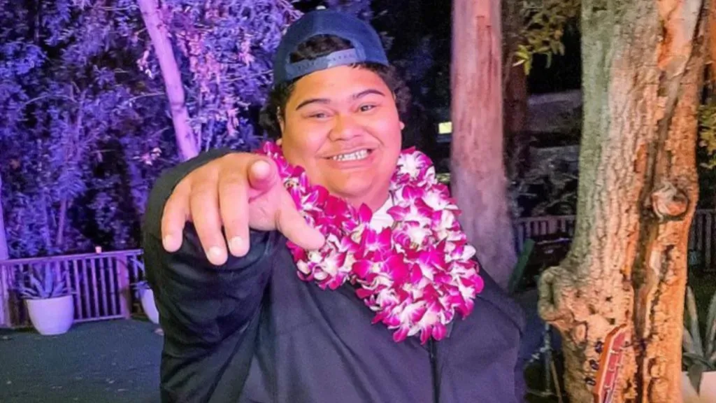 iam tongi smiling