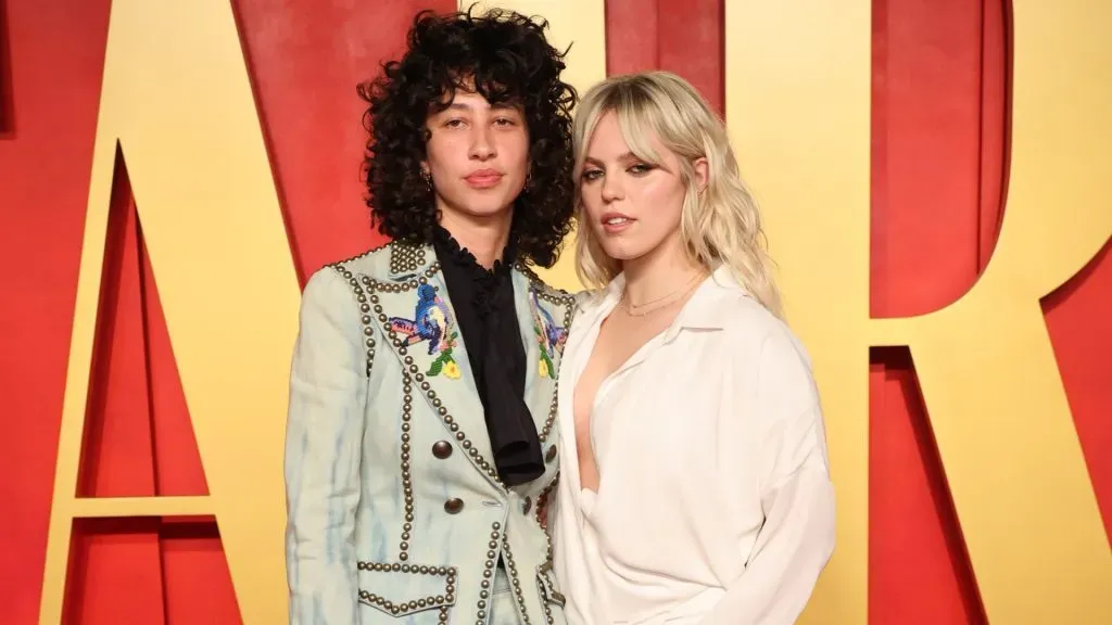Towa Bird and Reneé Rapp attends the 2024 Vanity Fair Oscar Party Hosted By Radhika Jones. (Source: Amy Sussman/Getty Images)
