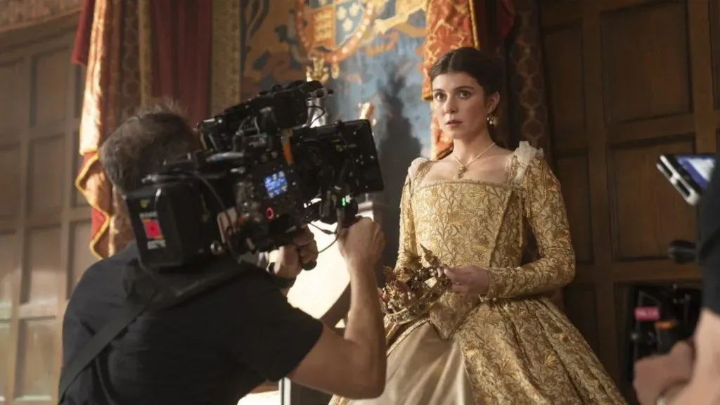 Emily Bader in Mi Lady Jane. (Source: @nerdist)