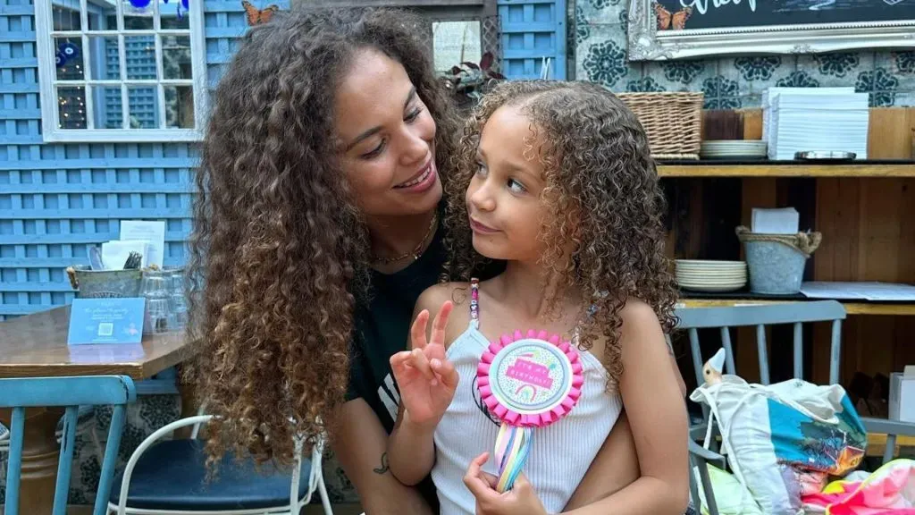Jessica Plummer and her daugther, Noa. (Source: @jessicakate_plummer)