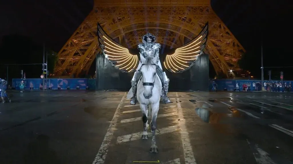 Floriane Issert as Masked Amazon of the 2024 Olympic Games. (Source: @Olympics)