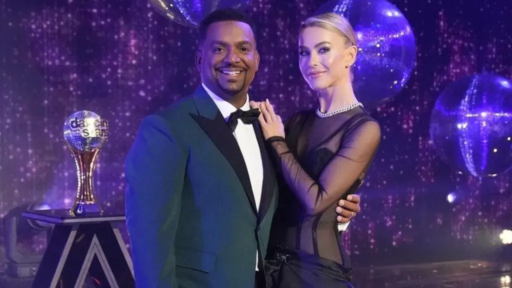 Alfonso Ribeiro and Julianne Hough, in Dancing with the Stars, Season 32. (Source: @dancingwiththestars)