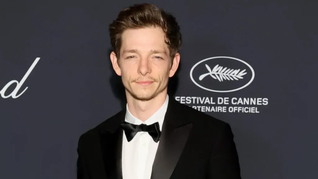 Mike Faist attends the Chopard Trophy at the 77th annual Cannes Film Festival at Carlton Beach on May 17, 2024. (Source: Victor Boyko/Getty Images)