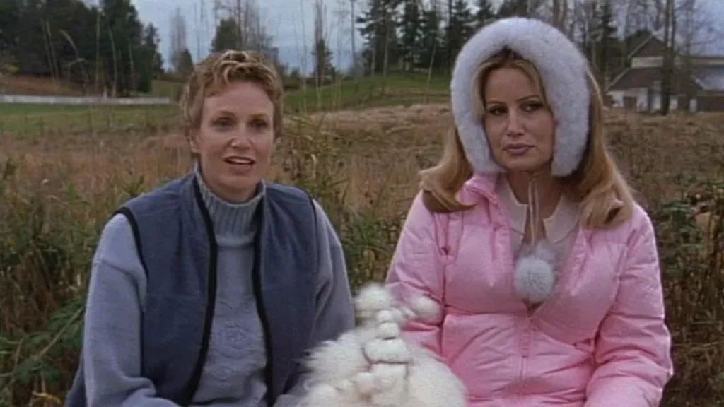 Jane Lynch and Jennifer Coolidge in Best in Show (2000)