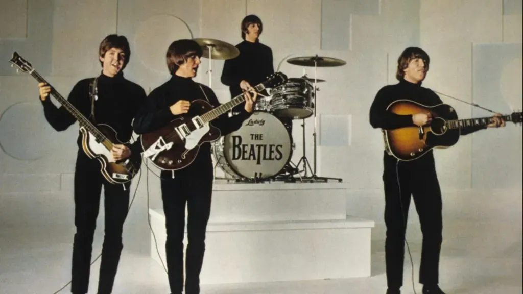 Paul McCartney, John Lennon, George Harrison, Ringo Starr, and The Beatles in Help! (1965) / IMDb