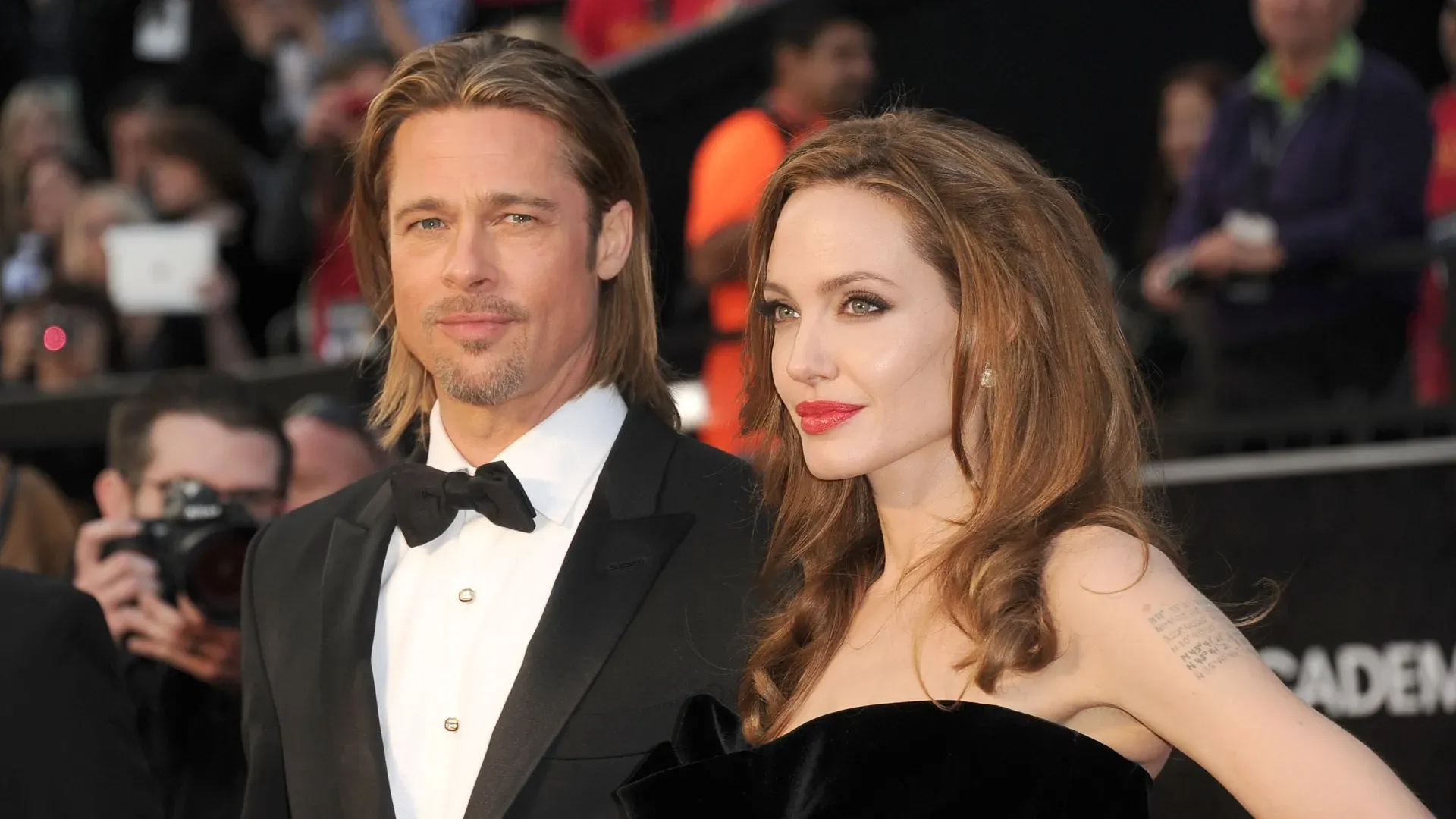 Actor Brad Pitt (L) and actress Angelina Jolie arrive at the 84th Annual Academy Awards held at the Hollywood & Highland Center on February 26, 2012 in Hollywood, California. (Photo by Jason Merritt/Getty Images)