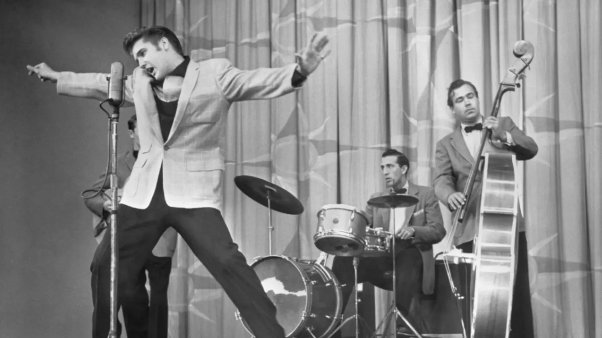 Elvis Presley / IMDb – Bettmann Images