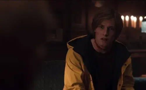 Louis Hofmann, interpretando a ‘Jonas’ en ‘Dark’. (Foto: Netflix).