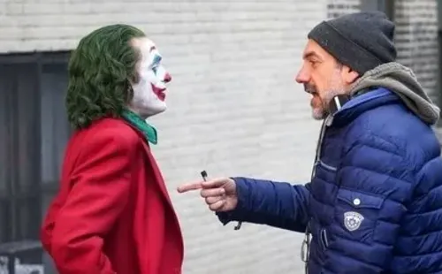 Joaquin Phoenix y Todd Phillips, juntos en el detrás de escena de ‘Joker’.