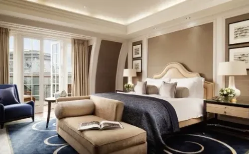 Una habitación del hotel donde se hospedaron las estrellas de cine (corinthia.com)