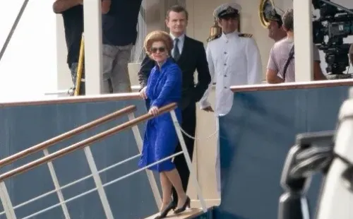Gillian Anderson como Margaret Thatcher en The Crown
