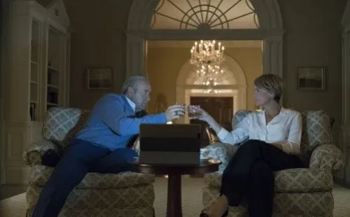 Robin Wright y Kevin Spacey en House of Cards