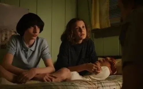 Finn Wolfhard y Millie Bobby Brown