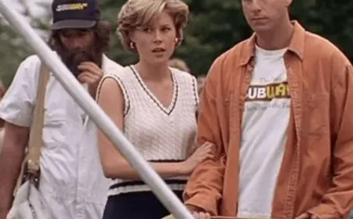 Adan Sandler y Julie Bowen