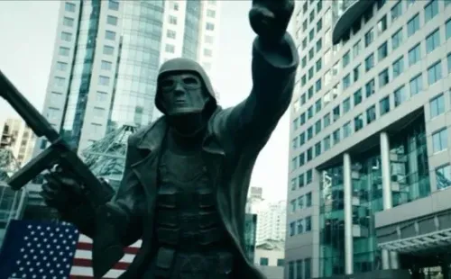 Estatua de Soldier Boy vista en la segunda temporada de The Boys