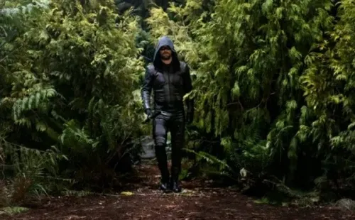 stephen amell arrow octava temporada netflix