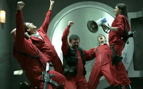 La inclusión a Netflix hizo de La Casa de Papel un éxito. Foto: (IMDB)