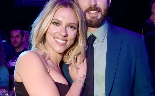 Scarlett Johansson y Chris Evans son grandes amigos. Foto: (Getty)
