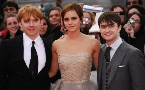 Emma Watson junto a Daniel Radcliffe y Rupert Grint. Foto: (Getty)