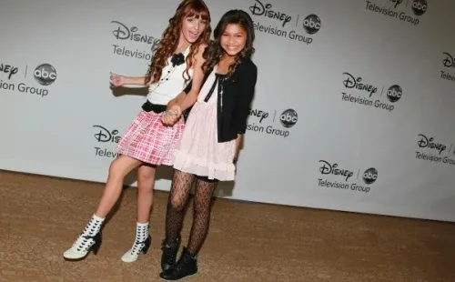 Zendaya y Bella Thorne en sus inicios. Fuente: (Getty)