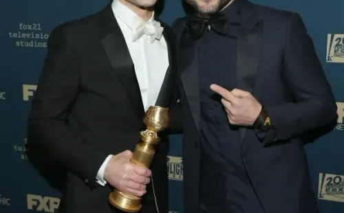 Rami Malek junto a su hermano gemelo. Foto: (Getty)