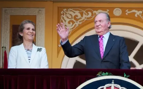 Juan Carlos de Borbón y la Infanta Elena. Foto: (Getty)