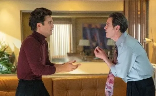 César Santa Ana y Diego Boneta en sus papeles de Álex y Luis Miguel. Foto: (Netflix)