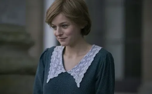 Emma Corrin en su papel de Lady Di. Foto: (IMDB)