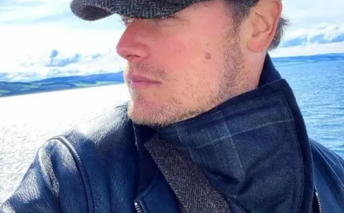 La primera postal que subió Heughan junto al comentario de Ellis.