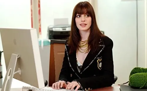 Anne Hathaway en su papel de Andy. Foto: (IMDB)