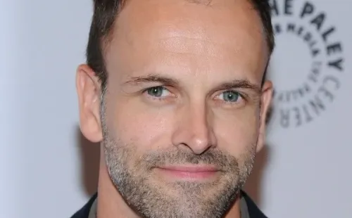 Jonny Lee Miller. Foto: (Getty)