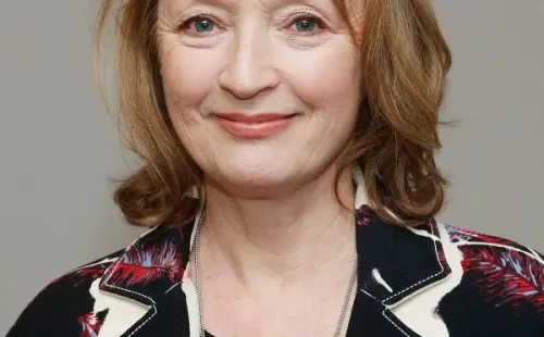 Lesley Manville. Foto: (Getty)
