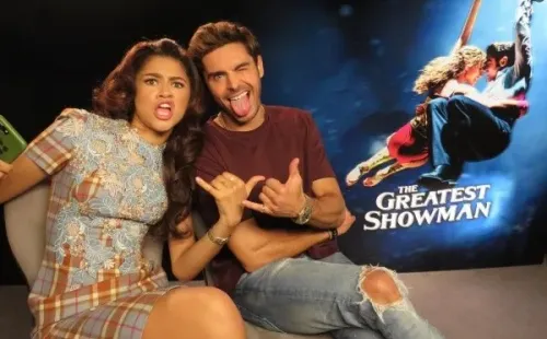 Zendaya y Zac Efron en la entrevista promocional. Foto: (@zacefron)