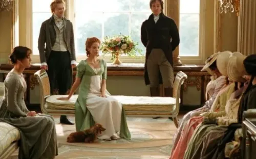 La familia Bennett junto al Sr. Darcy y sus amigos. Foto: (IMDB)