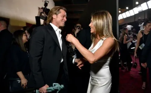 Brad Pitt y Jennifer Aniston en su último encuentro en febrero de 2020. Foto: (Getty)