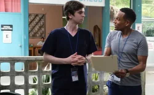 Freddie Highmore es el gran Shaun Murphy. Foto: (ABC)