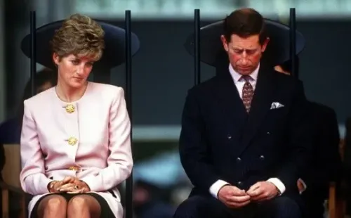 Lady Di y el Príncipe Carlos consiguieron divorciarse. Foto: (Vanity Fair)