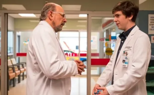 Shaun y el Dr. Glassman. Foto: (ABC)