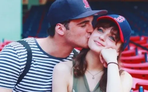 Jacob Elordi y Joey King. Foto: (Backgrid)