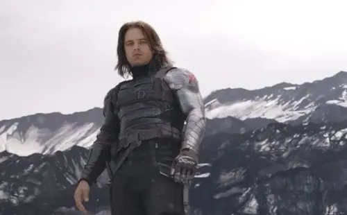 Sebastián Stan en Capitán América: civil war. Foto: (IMDB)